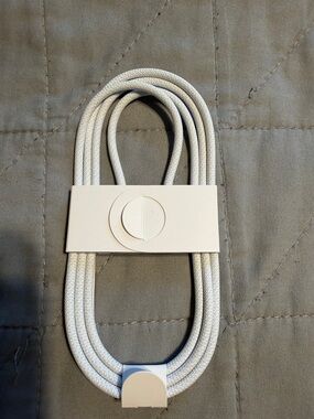 Genuine Apple USB-C Charge Cable Braided 1m - Original from iPhone Box
